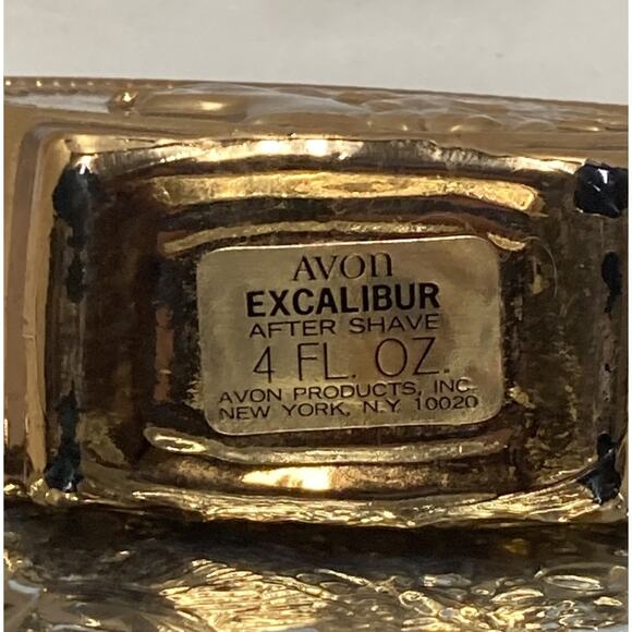 Lot of 5 Avon Men's Wild Country Cologne Bottles Coins, Log Cabin, 8-Ball & More - Picture 15 of 16